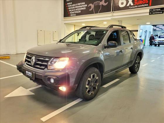 RENAULT OROCH 1.3 TCE FLEX OUTSIDER X-TRONIC RENAULT OROCH 1.3 TCE FLEX OUTSIDER X-TRONIC